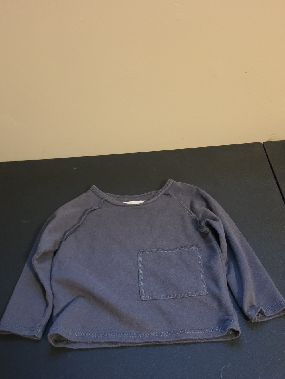 Grayson Collective Boys Gray Long Sleeve T Shirt. In EUC